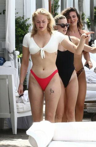 sophie turner hot sexy