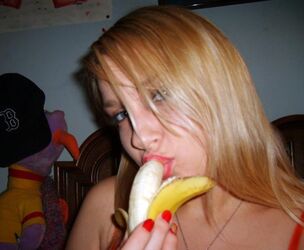 young amateur nude women. Photo #4