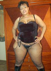 ebony mature panties. Photo #4