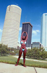 topless bikini gif. Photo #1