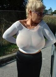 big titties in public. Photo #5