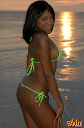 nude black girls on the beach. Photo #2