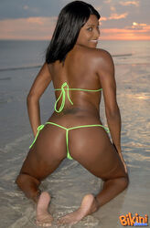 nude black girls on the beach. Photo #3