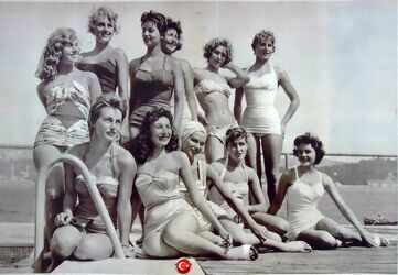 vintage nudist girls. Photo #2