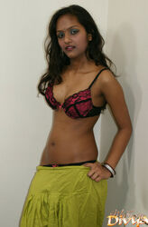 cute indian girl nude. Photo #2