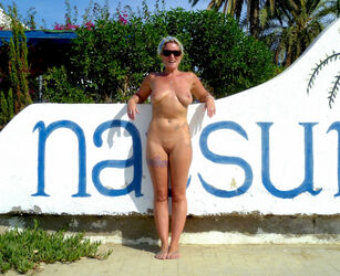 french nudist camp. Photo #1