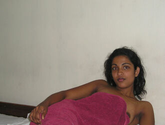 indian girlfriend nude. Photo #5