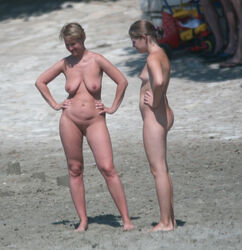 naturist family daughter-in-law. Photo #5