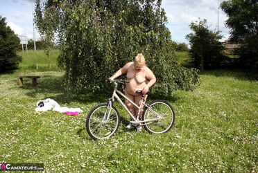 naked bike ride portland. Photo #2