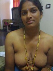 tamil sexy girl. Photo #7