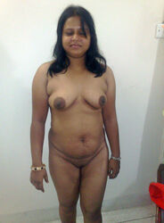 indian woman naked. Photo #1
