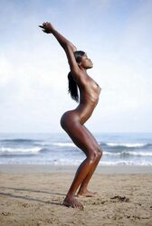 famous models naked. Photo #4