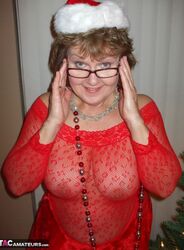 mature big tits amateur. Photo #1